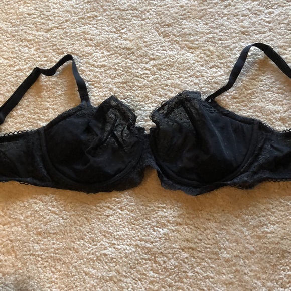 Victoria's Secret Other - VS black lace polka dot unlined bra 34ddd